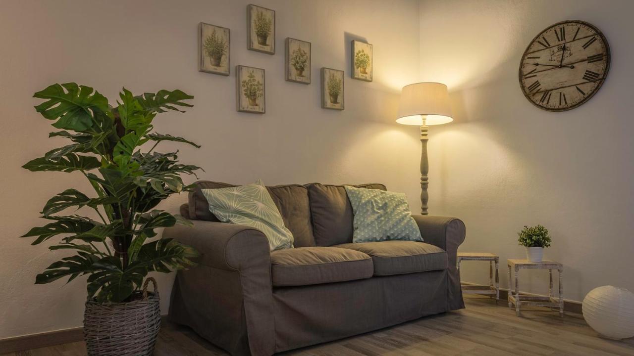 Birkin Apartments Cagliari Extérieur photo