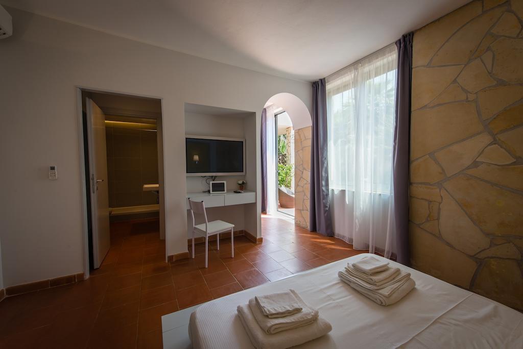 Birkin Apartments Cagliari Chambre photo